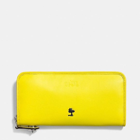 COACH x Peanuts WOODSTOCK wallet