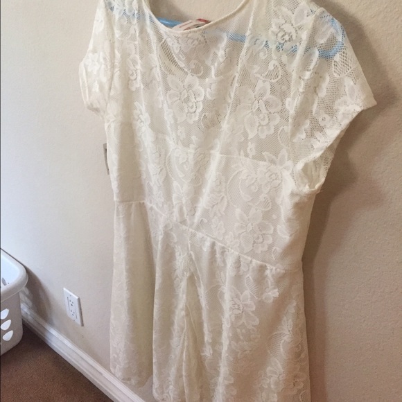 Cute lace summer dress