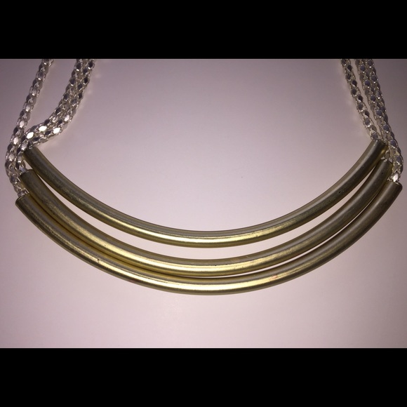 🆕3 Strand Chic Gold & Silver Necklace New - Picture 2 of 2