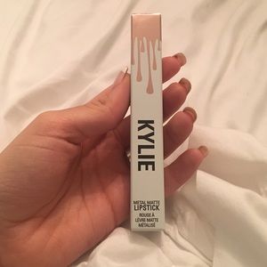 Kylie Cosmetics Metal Matte Lipstick