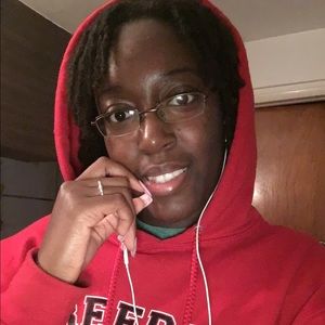 Meet your Posher, Daphnie