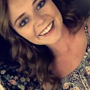 Meet your Posher, Abbie