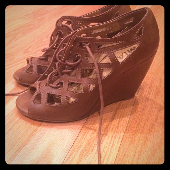 Brown MIA wedges