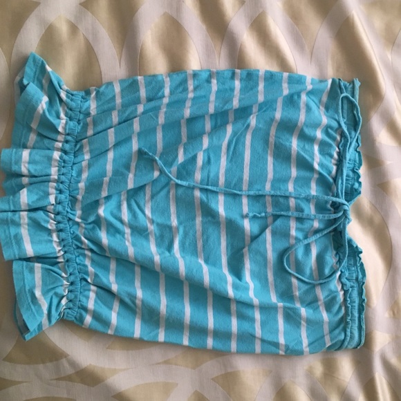 Sleeveless striped shirt 💙