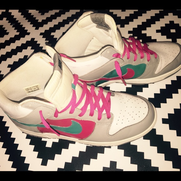 One Of A Kind Custom Painted Dunks - image 3