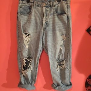 Perfect Boyfriend Ripped Jeans