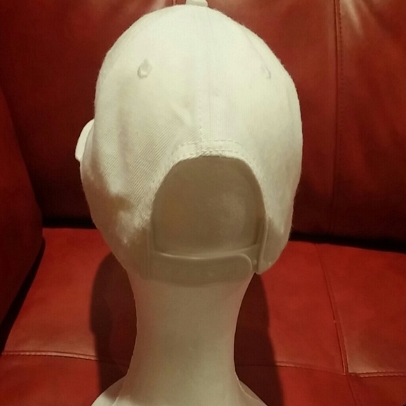 Super Man Cap - Picture 3 of 4