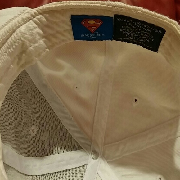 Super Man Cap - Picture 4 of 4