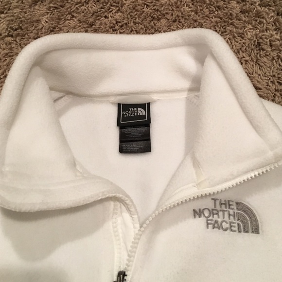 North face jacket!! - Picture 3 of 3