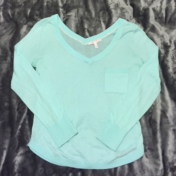 Long sleeve sweater shirt