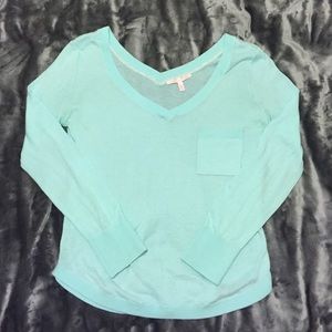 Long sleeve sweater shirt