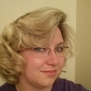 Meet your Posher, Corina