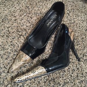 Liliana snake point heels