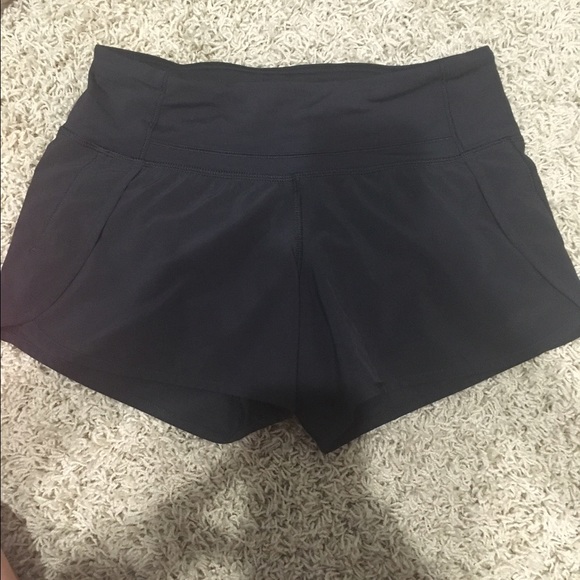 Lulu Lemon shorts, perfect condition!