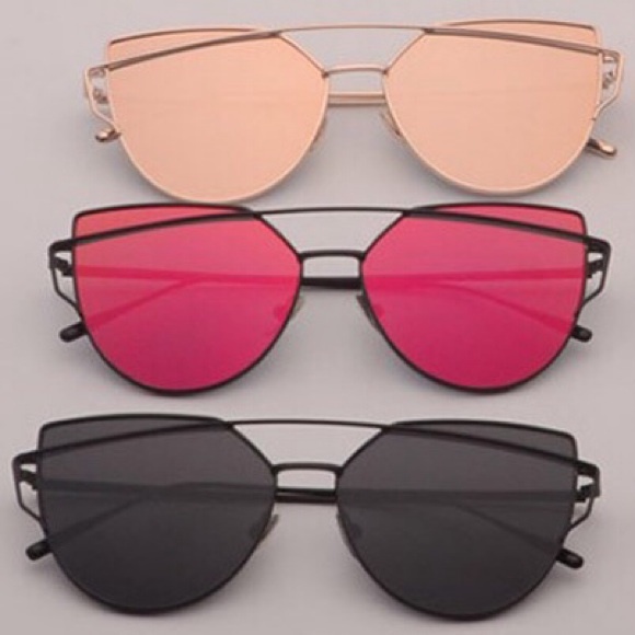 1 Left! Price Drop!❤️$15 Black Aviator Sunglasses - Picture 4 of 4