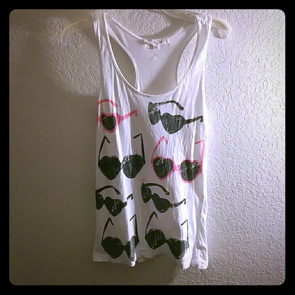 Tank top with sunglasses