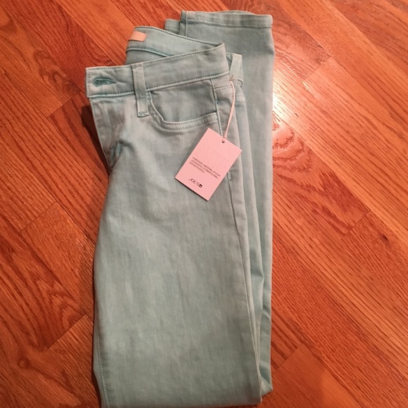 Joe's straight ankle skinny jeans