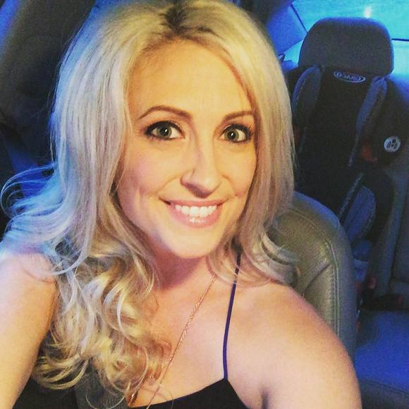 Meet your Posher, Annette