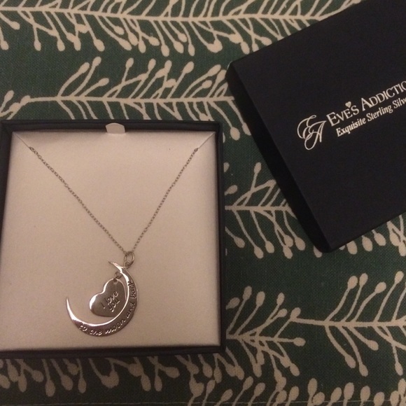 "I love you to the moon and back" Necklace - Picture 1 of 1