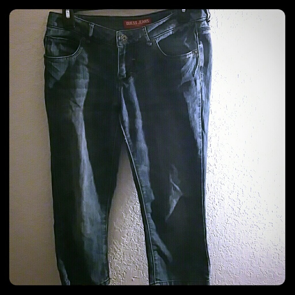 Guess Capri pants