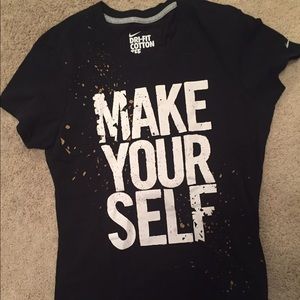 Nike cotton dri-fit t shirt NWOT