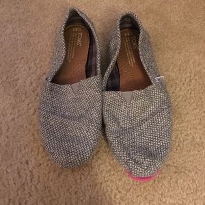 Like new toms tweed with pink soles
