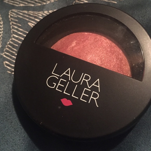 Laura geller baked blush in berry trifle