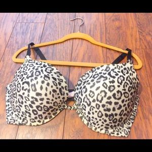 Victoria Secret 38DD Bra