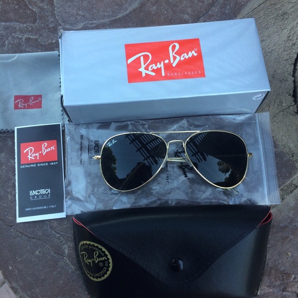 New black and gold frame aviators