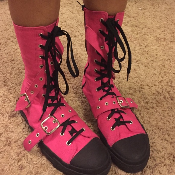 Demonia deviant pink boots
