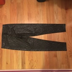 VICTORIA SECRET LEGGINGS
