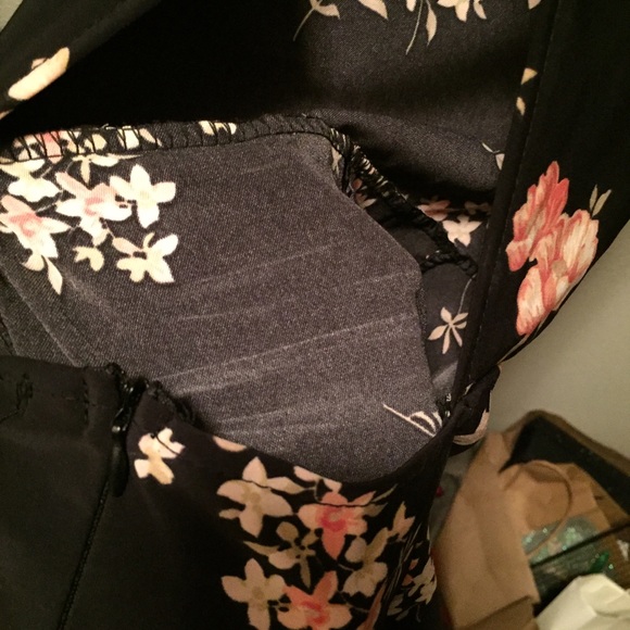 SOLD - Picture 4 of 4