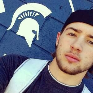 Meet your Posher, Logan