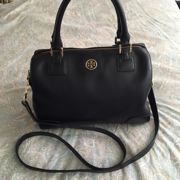 Tory Burch Handbags - Tory Burch Black Purse