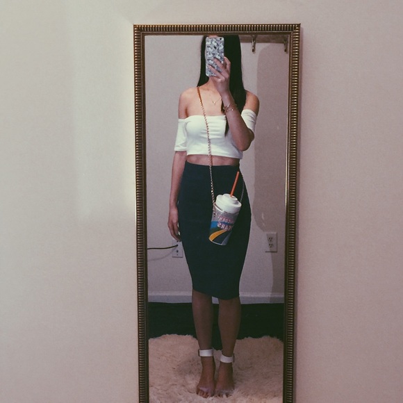 🚫Sold🚫🦄Unicorn Tears Crossbody - Picture 4 of 4