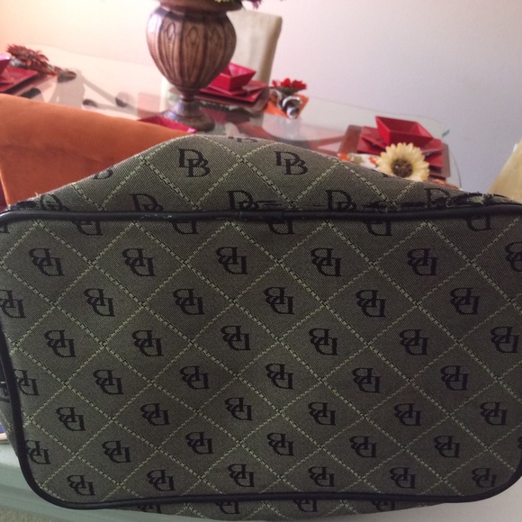 Dooney Bourke purse - Picture 4 of 4