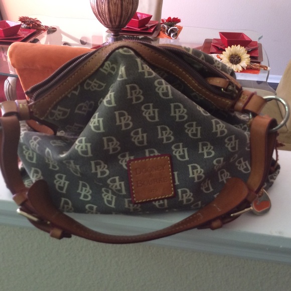 Cloth Dooney and Bourke - Picture 4 of 4