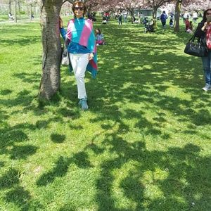 Meet your Posher, Gloria