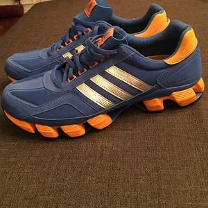 Adidas Sneakers