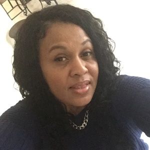 Meet your Posher, Veronica