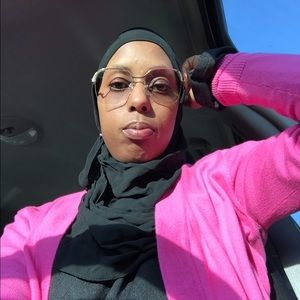Meet your Posher, Shaneah