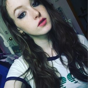 Meet your Posher, Brianna