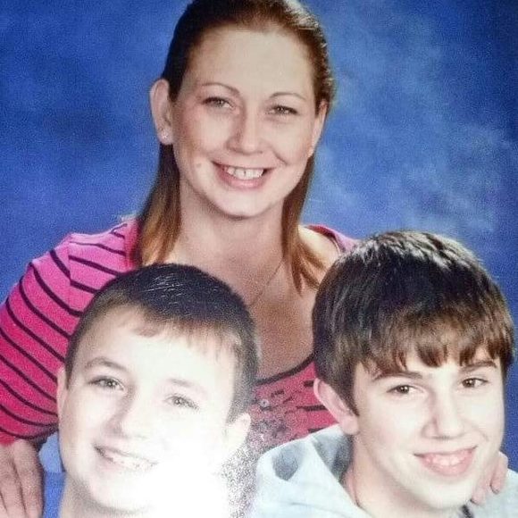 Meet your Posher, Amanda - Picture 1 of 1