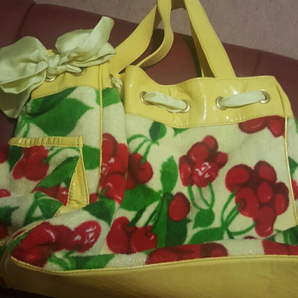 Juicy couture cherry purse