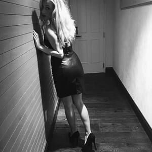 Meet your Posher, Amelia