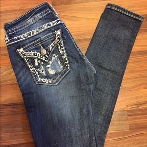 EUC Miss Me Skinny Jeans Size 26x31 JE584652R
