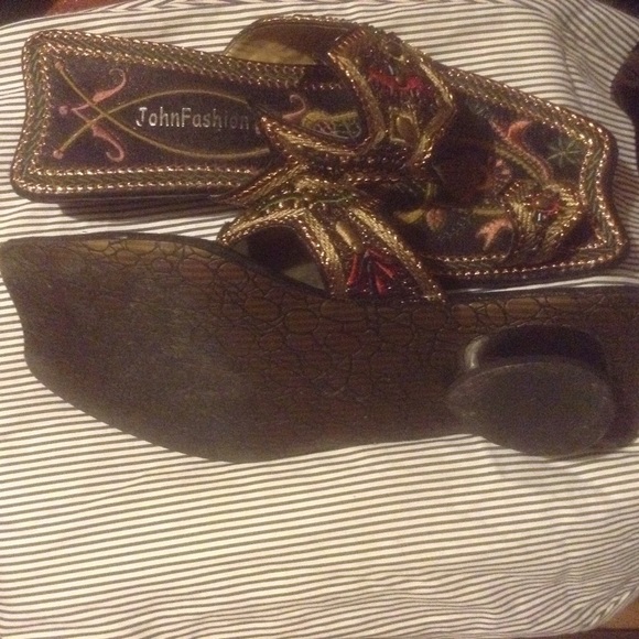 Slip on shoes