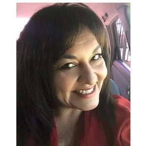 Meet your Posher, Selina