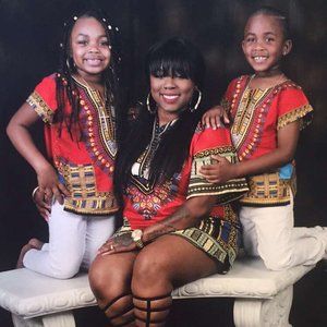 Meet your Posher, Lenell