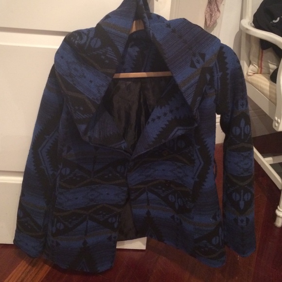 Patterned Coat - Picture 1 of 1